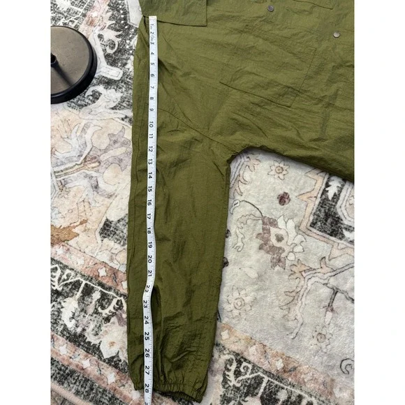 Athleta Green Nylon Utility Jacket Shirt Oversized Relaxed Fit Medium Athleisure - Picture 8 of 12
